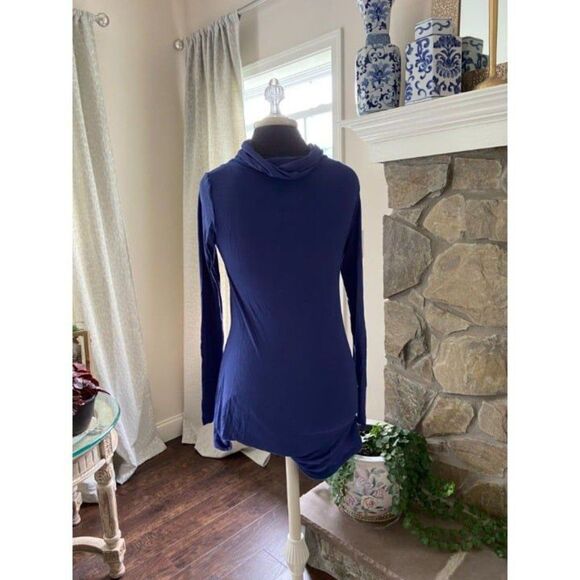 Cuddle Duds Long-sleeved shirt (Small) - Picture 2 of 3